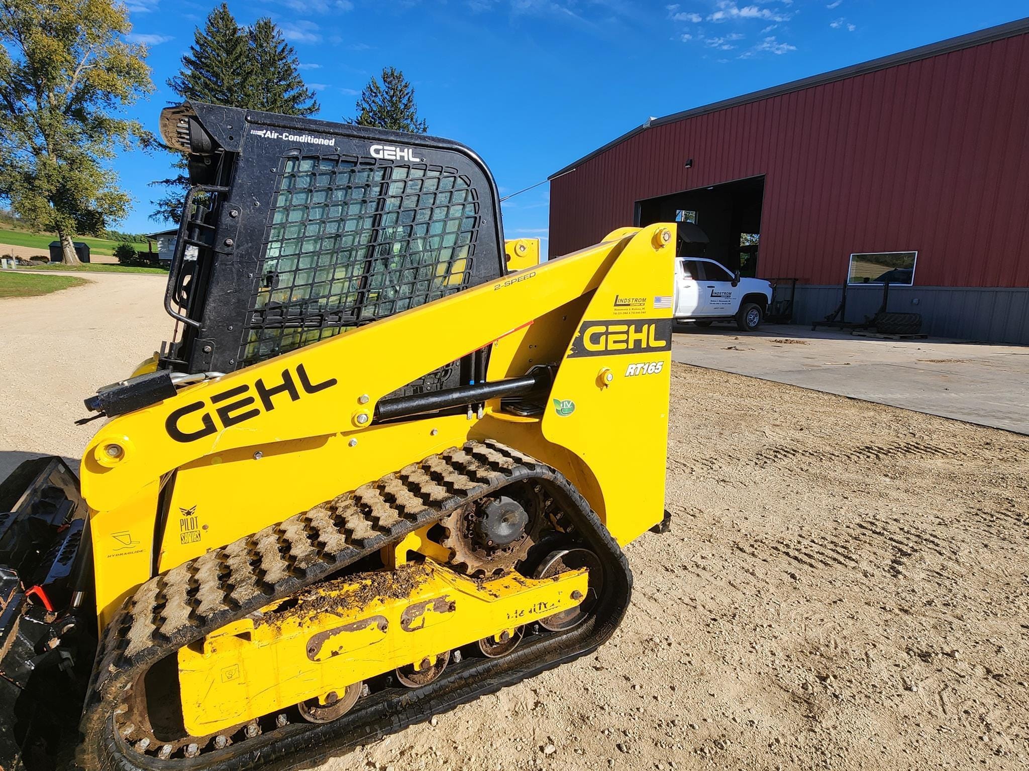 2023 Gehl RT165 Equipment Image0