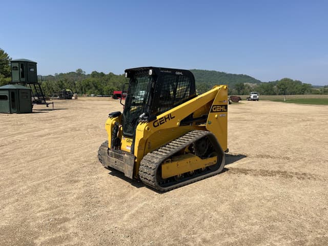 Image of Gehl RT165 equipment image 4