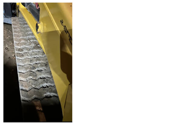 Image of Gehl RT215 equipment image 3