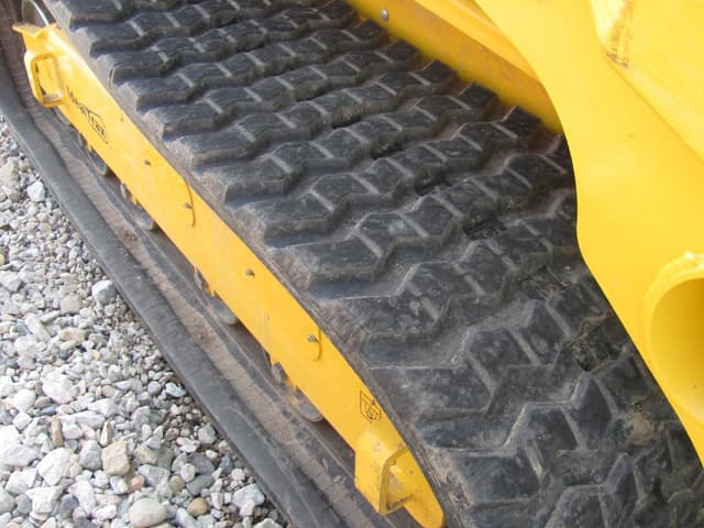 Image of Gehl RT255 equipment image 1