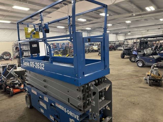 Image of Genie GS-2632 equipment image 3