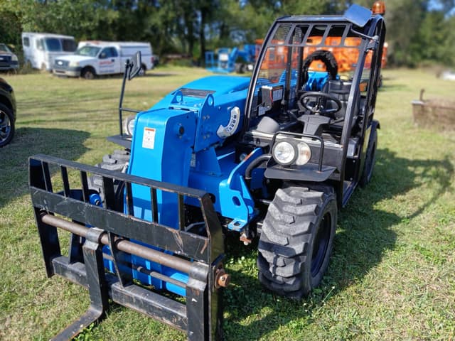 Image of Genie GTH5519 equipment image 2