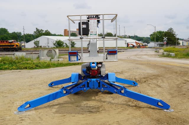 Image of Genie TZ-50 equipment image 4