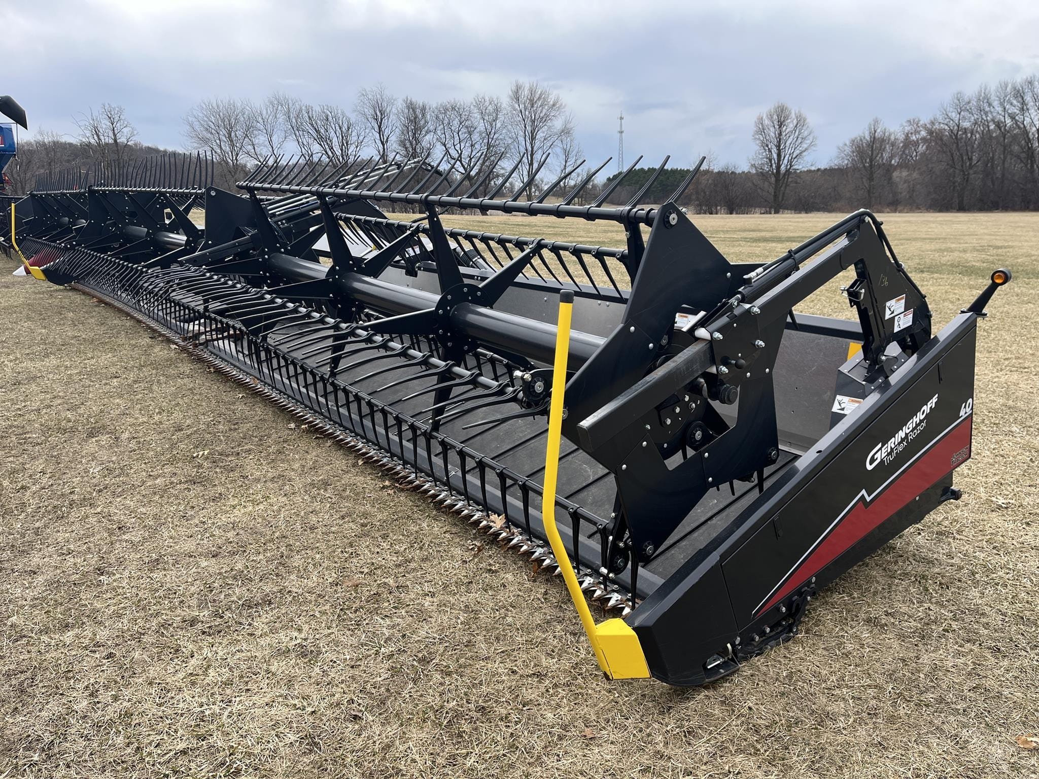 2023 Geringhoff TruFlex Razor 40 Equipment Image0