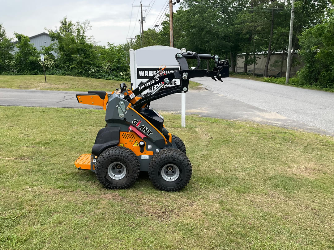 Image of Giant SK252D Image 1