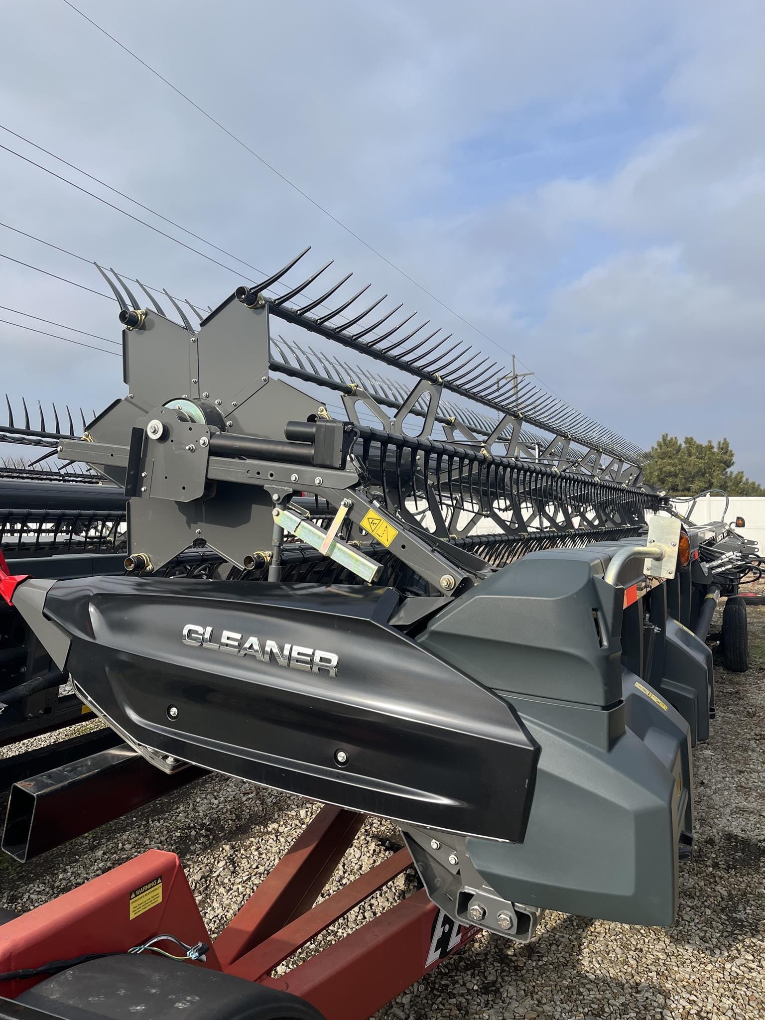 2023 Gleaner 9335 Equipment Image0