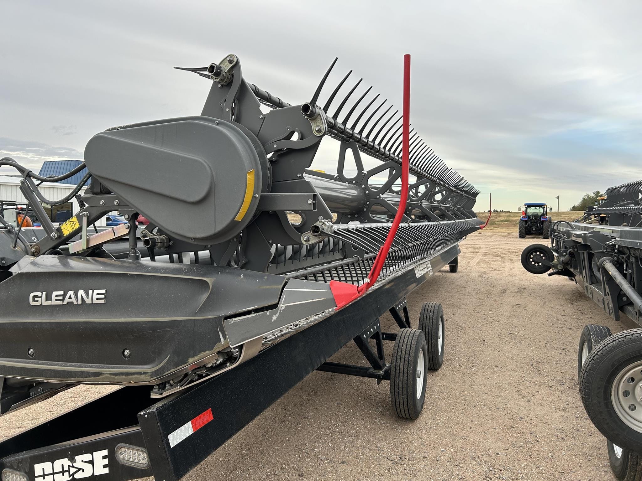 2023 Gleaner 9340 Equipment Image0