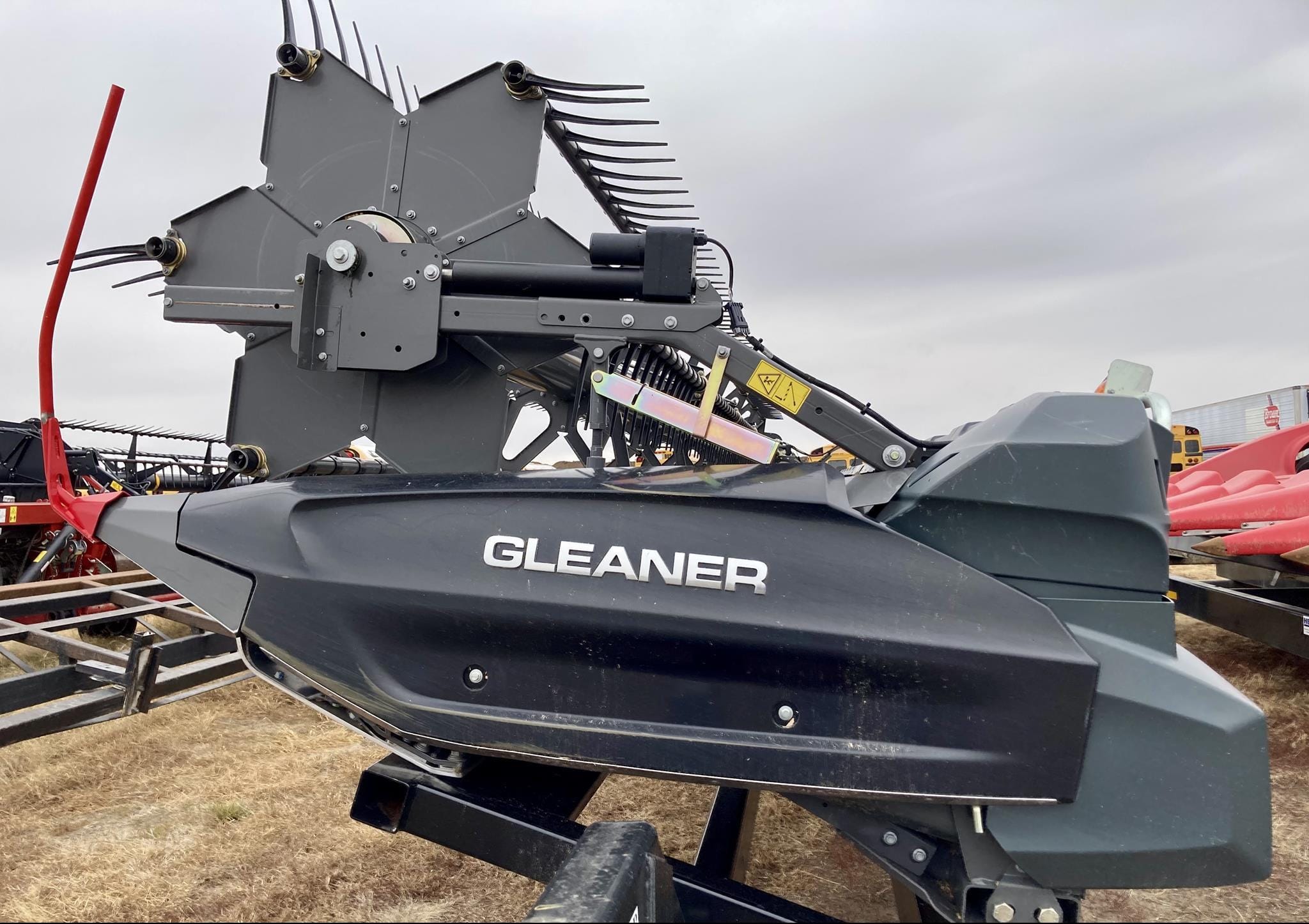 2023 Gleaner 9340 Equipment Image0
