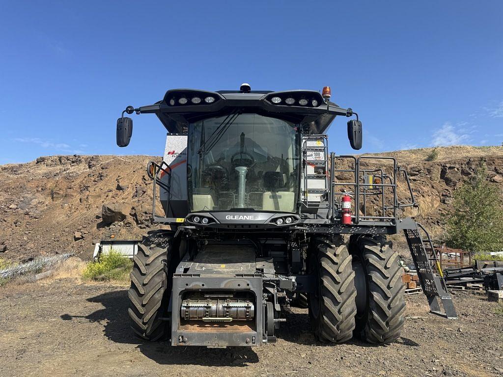 Image of Gleaner S98 Primary image