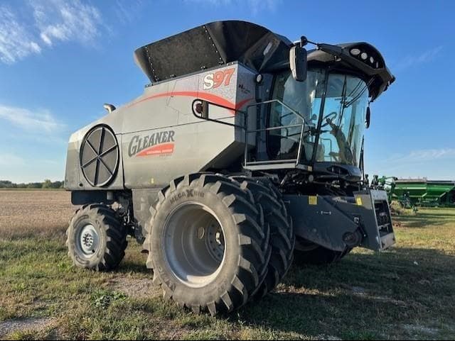 Image of Gleaner S97 Primary image