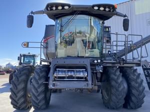 2022 Gleaner S97 Image