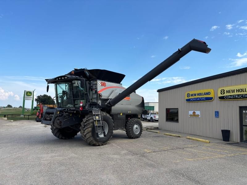 Image of Gleaner S98 Primary image
