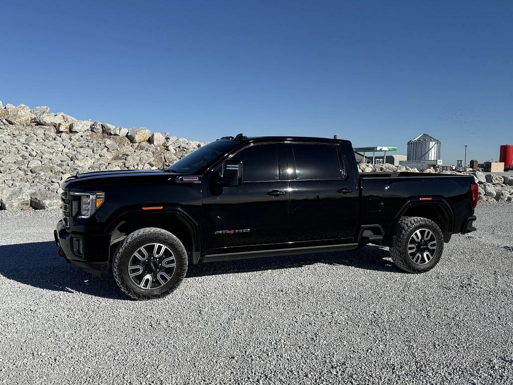 Image of GMC 2500HD Primary image