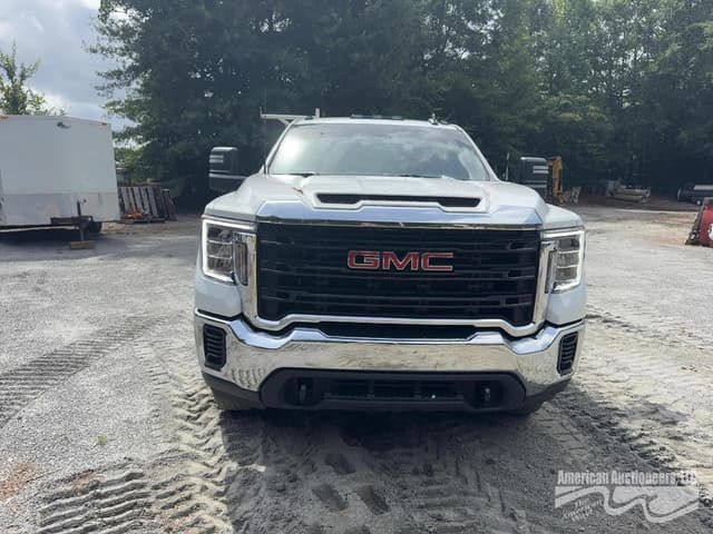 Image of GMC 3500HD equipment image 1