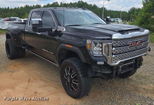 Image of GMC 3500HD equipment image 2