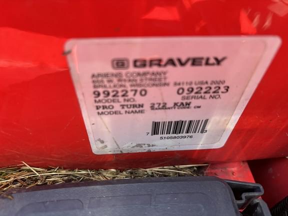 Image of Gravely  Pro Turn 272 equipment image 1