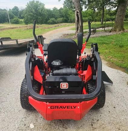 Image of Gravely Pro-Turn 360 equipment image 3