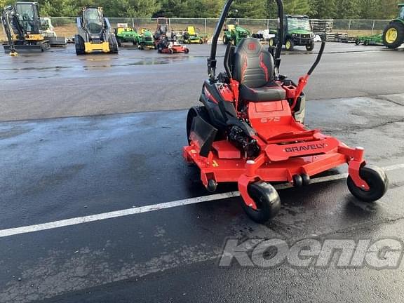 Image of Gravely Pro-Turn 672 equipment image 1