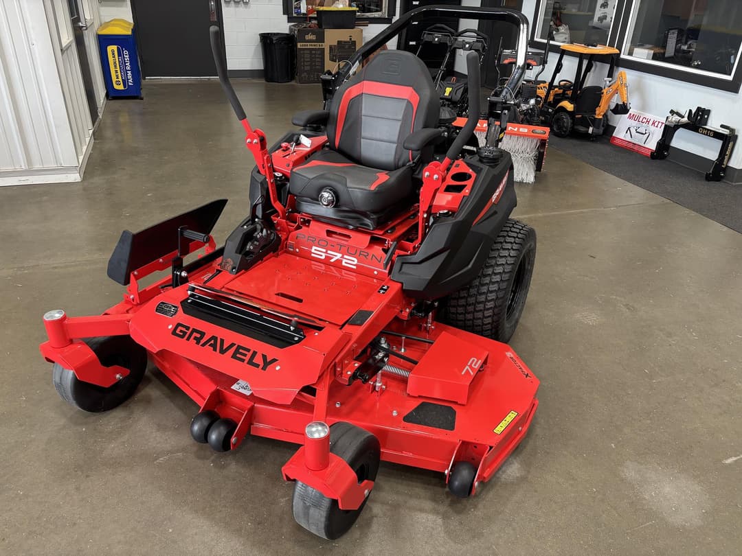 Image of Gravely Pro-Turn 572 Primary image