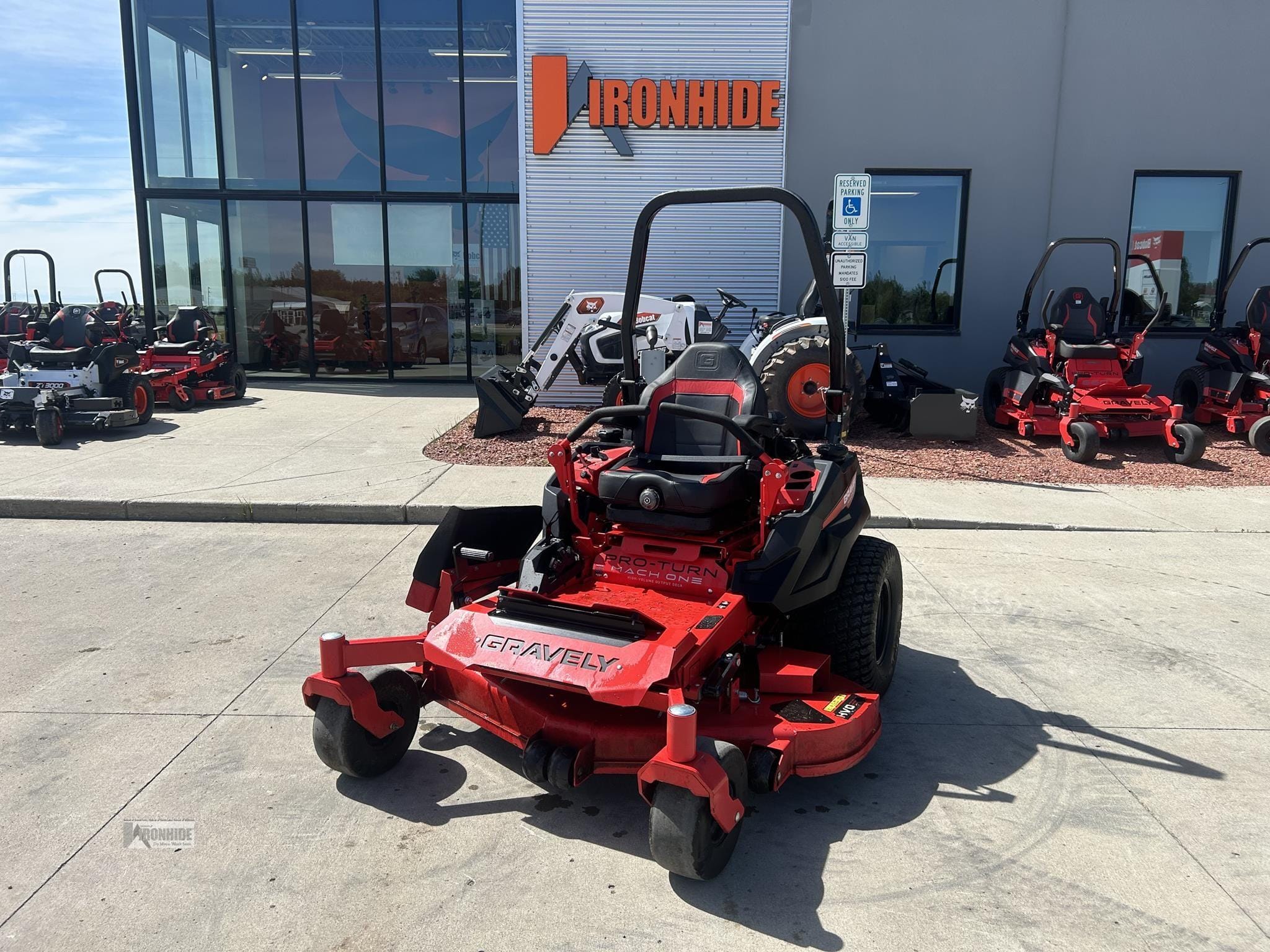 2023 Gravely Pro-Turn Mach One Equipment Image0