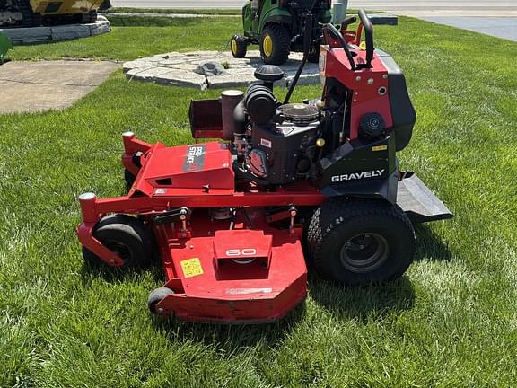 Image of Gravely Pro-Stance 60 equipment image 2