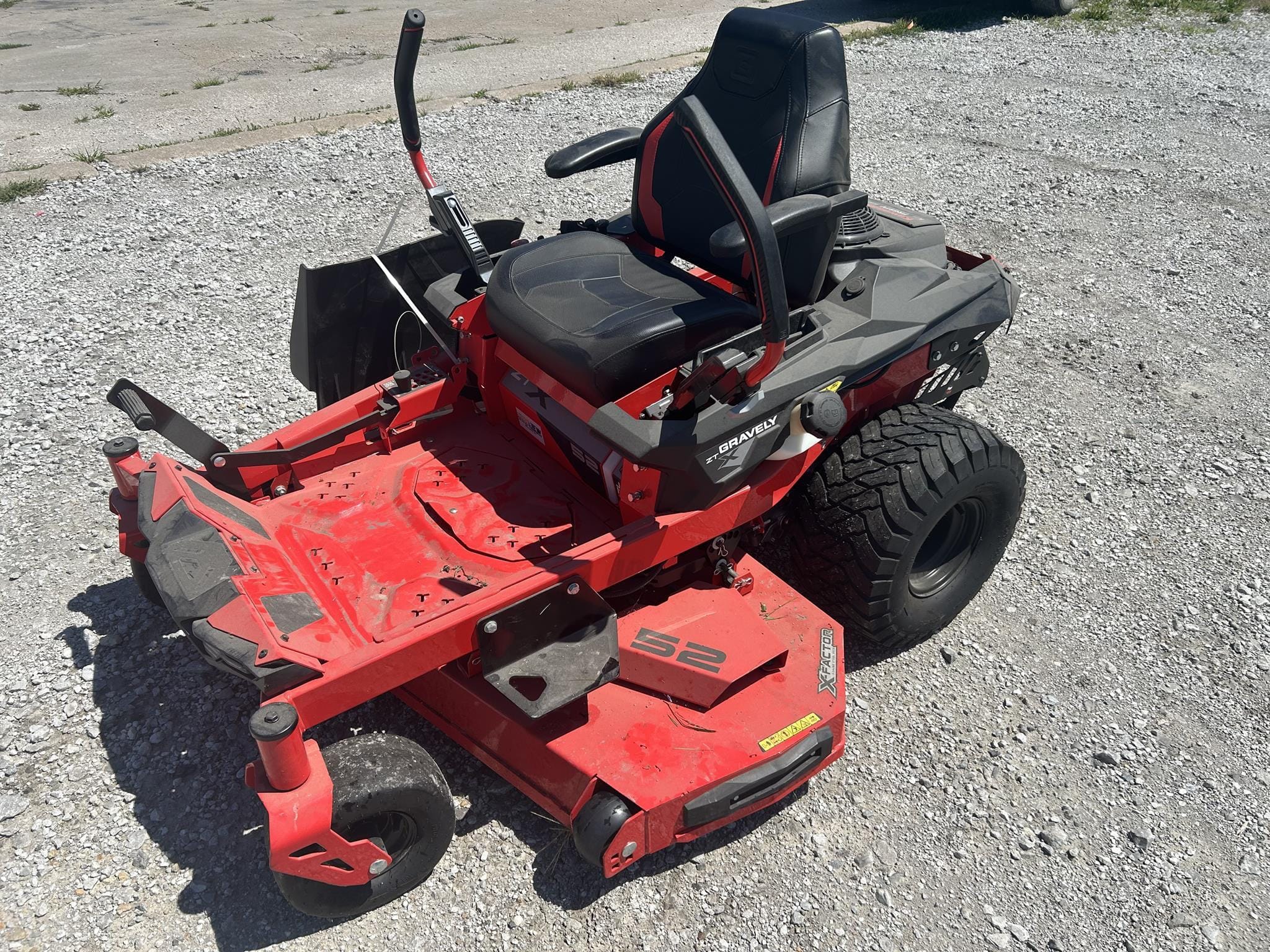 2023 Gravely ZTX-52 Equipment Image0
