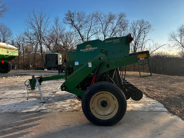 Image of Great Plains 1006NT equipment image 2