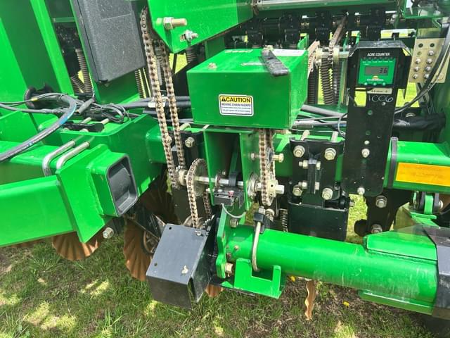 Image of Great Plains 1006NT equipment image 3
