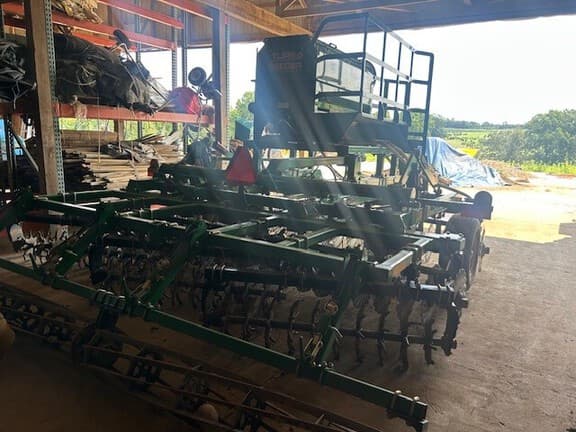 Image of Great Plains 1200TM equipment image 1