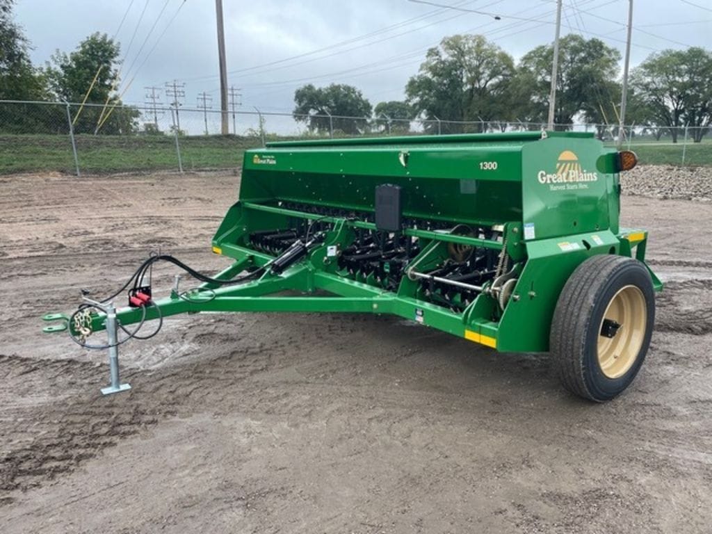 Main image Great Plains 1300