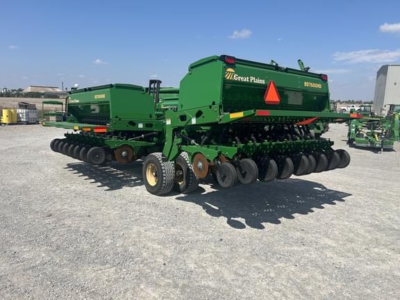 Image of Great Plains BD7600 equipment image 2