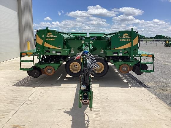 Image of Great Plains BD7600HD equipment image 3