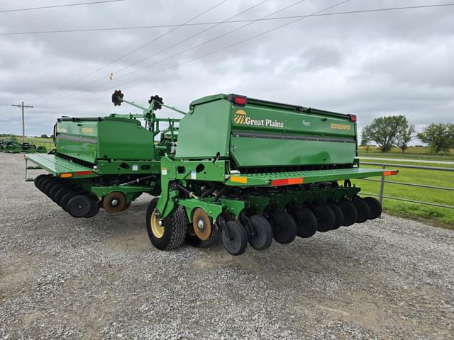 Image of Great Plains BD7600HD equipment image 4