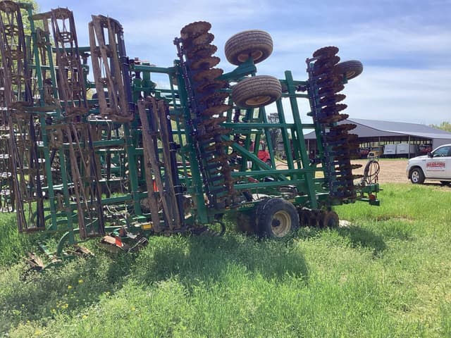 Image of Great Plains VT1100 equipment image 3
