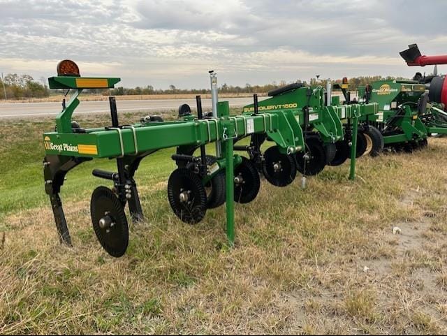 2023 Great Plains VT1500 Equipment Image0