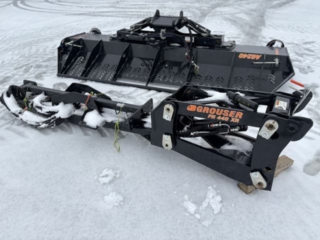 Image of Grouser AG240 equipment image 3