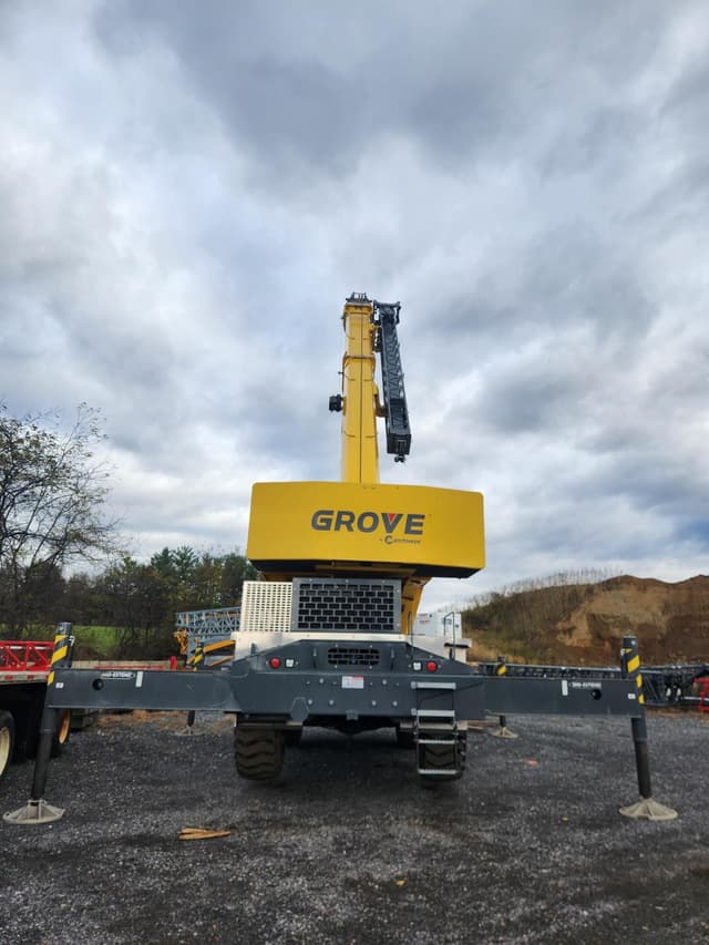 Image of Grove GRT655L equipment image 4