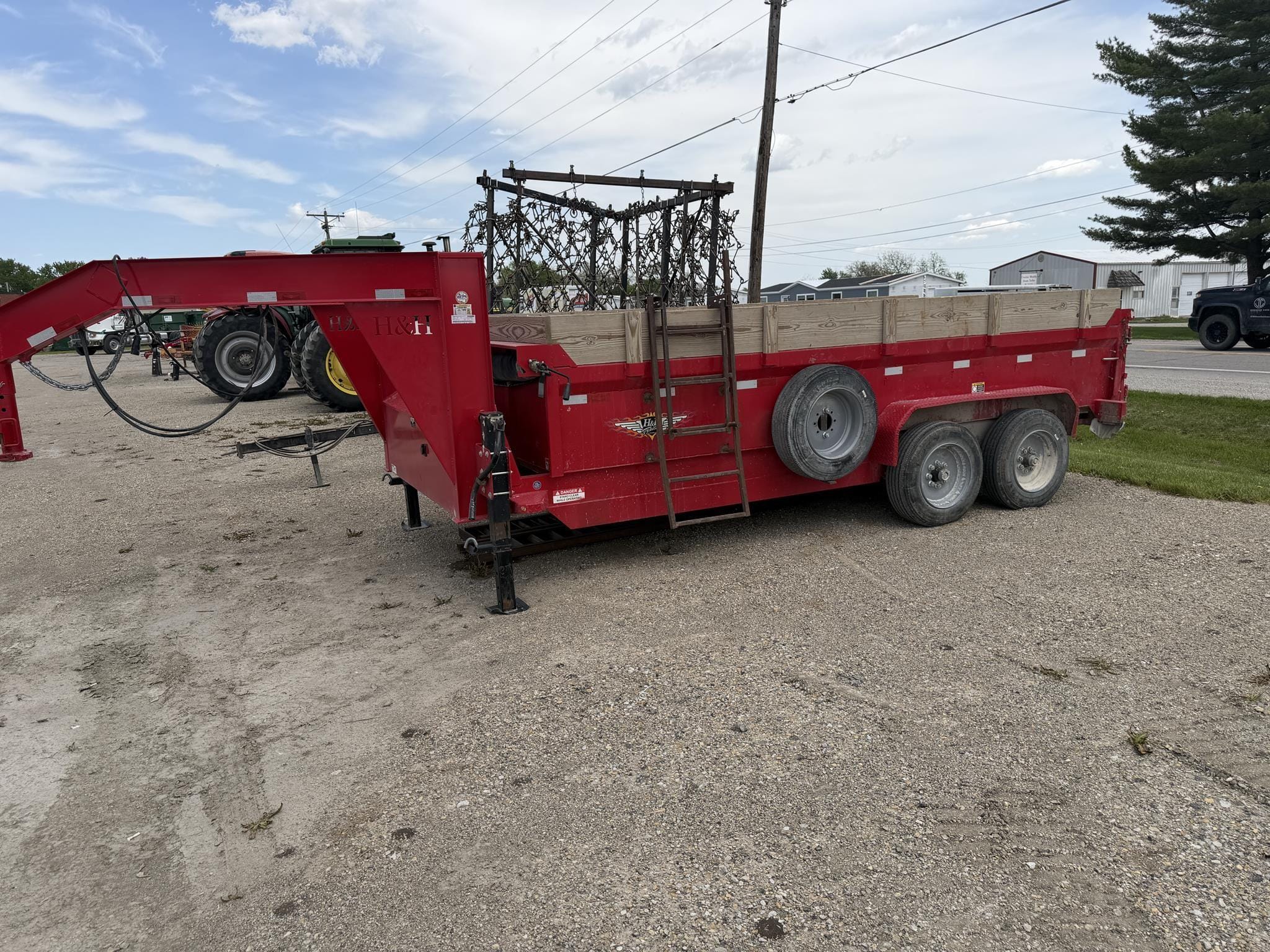 2023 H&H H8316DBW-GN-160 Equipment Image0