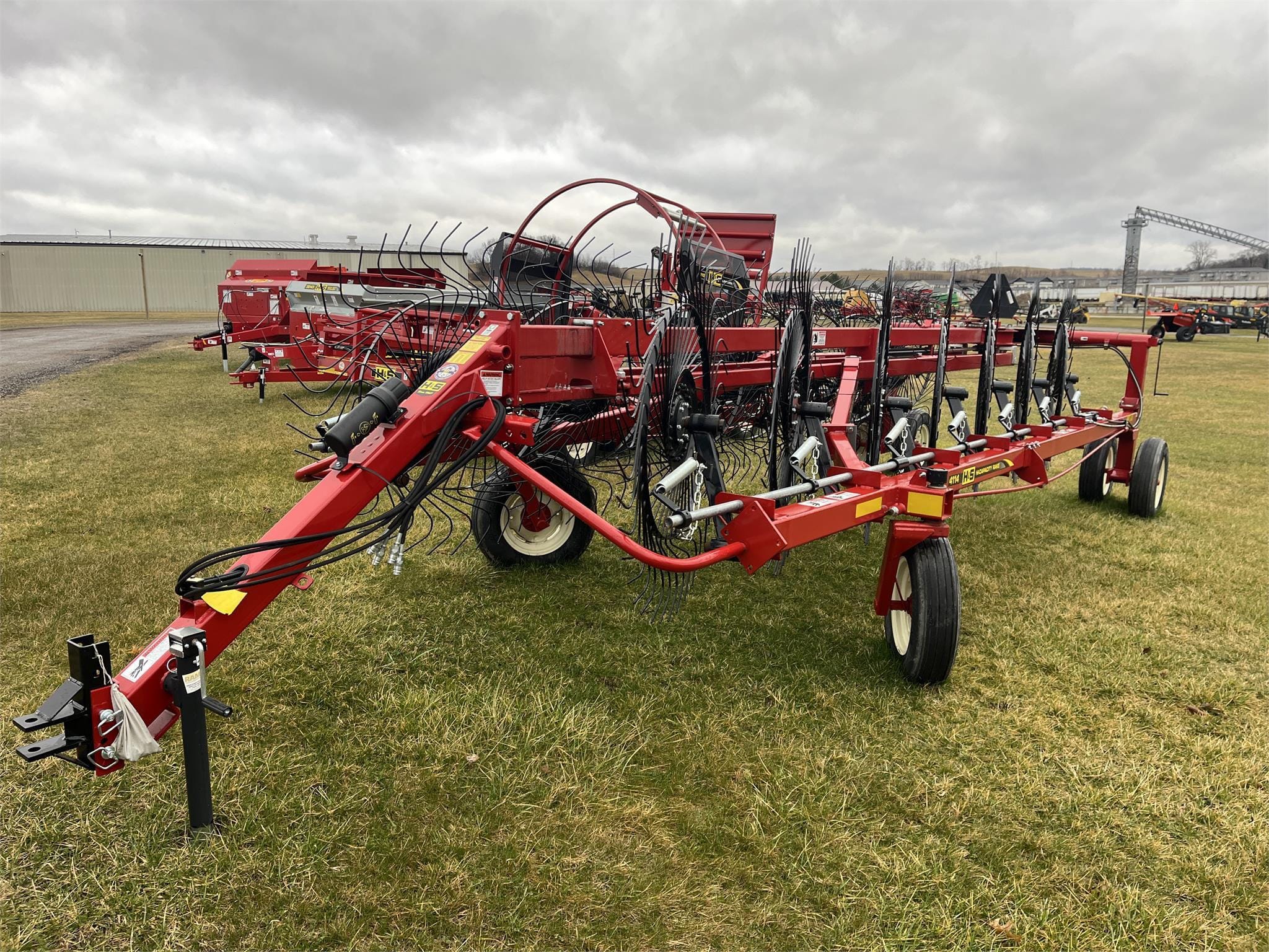 2023 H&S HC4114 Equipment Image0