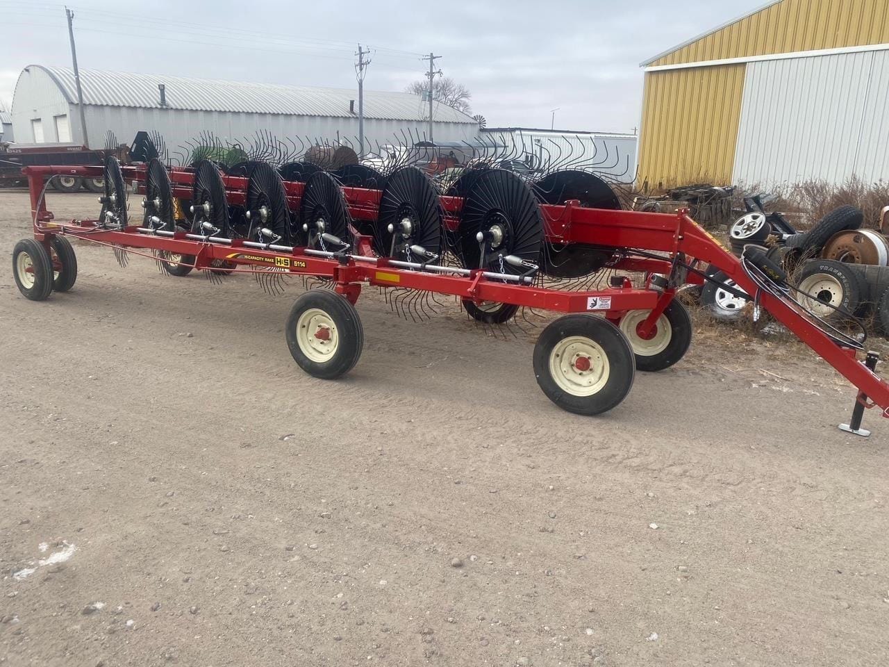 2023 H&S HC5114 Equipment Image0