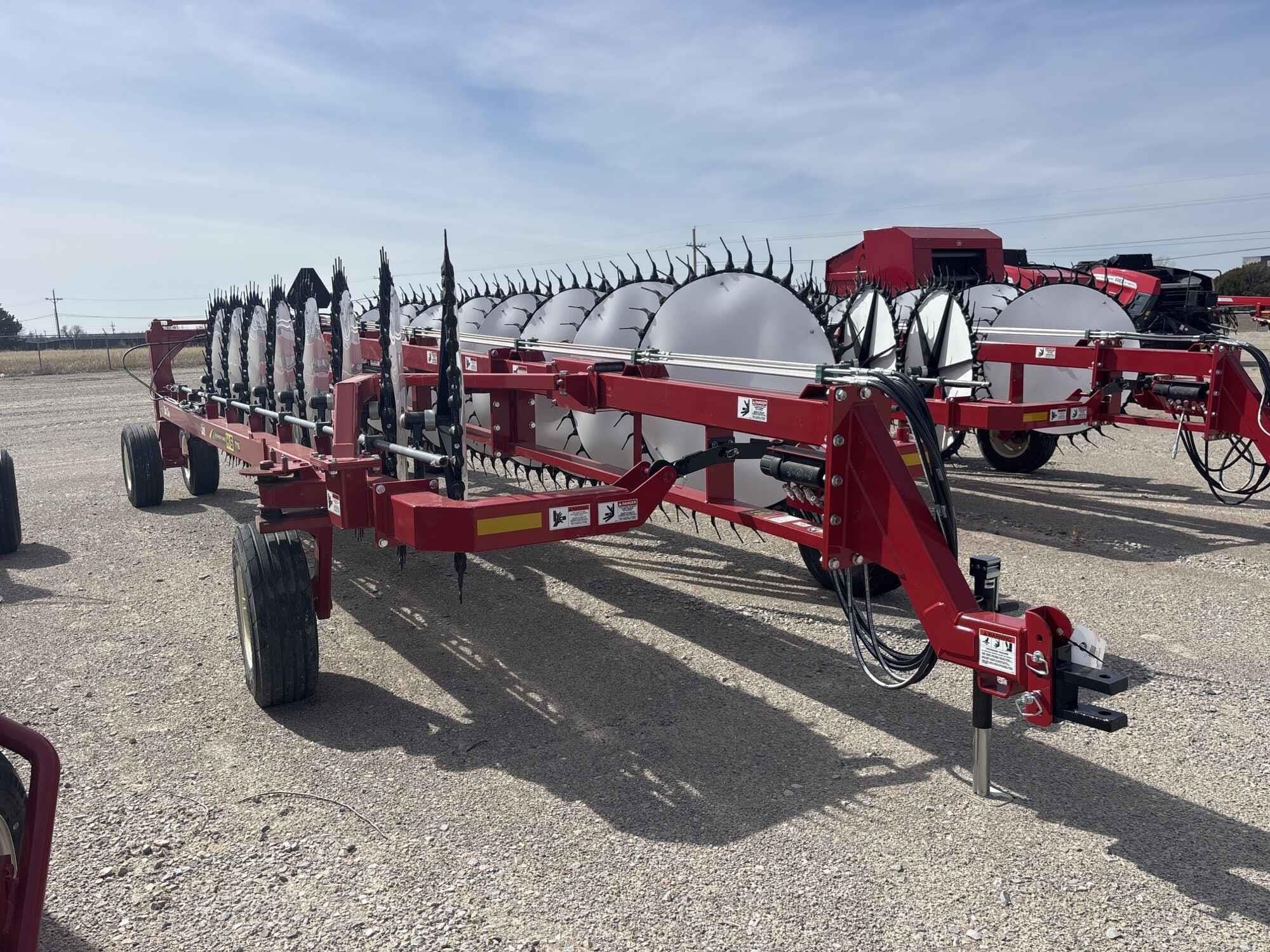 2023 H&S HC7116 Equipment Image0