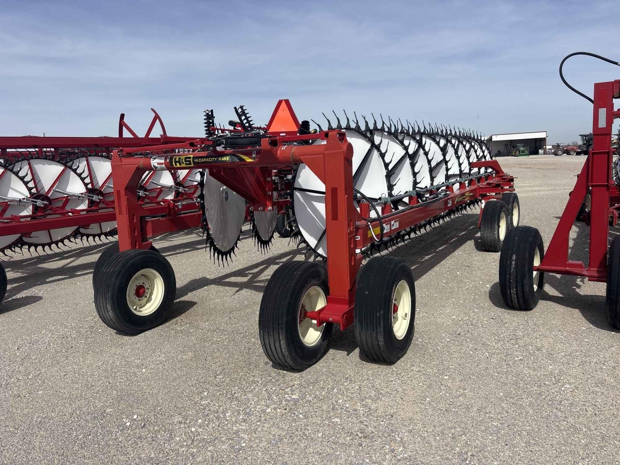 2023 H&S HC7116 Equipment Image0