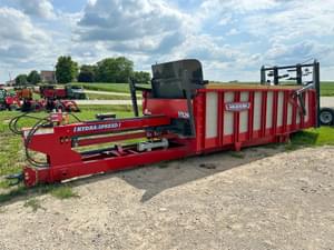 2023 HAGEDORN HYDRA-SPREAD EXTRAVERT 5290 Image