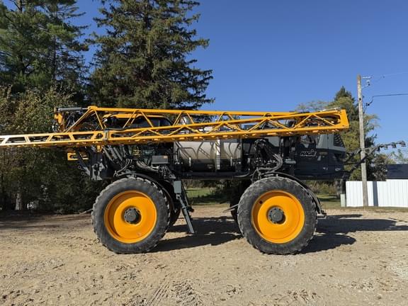 Image of Hagie STS12 equipment image 1