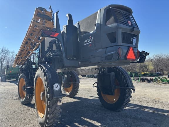 Image of Hagie STS16 equipment image 4