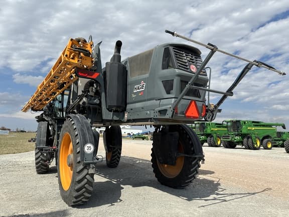 Image of Hagie STS16 equipment image 4