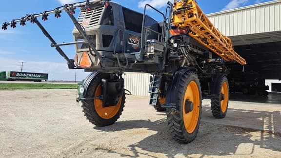 Image of Hagie STS16 equipment image 4