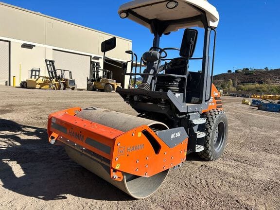2023 Hamm HC50i Equipment Image0