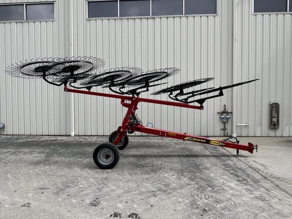 2023 H&S AR2212 Equipment Image0