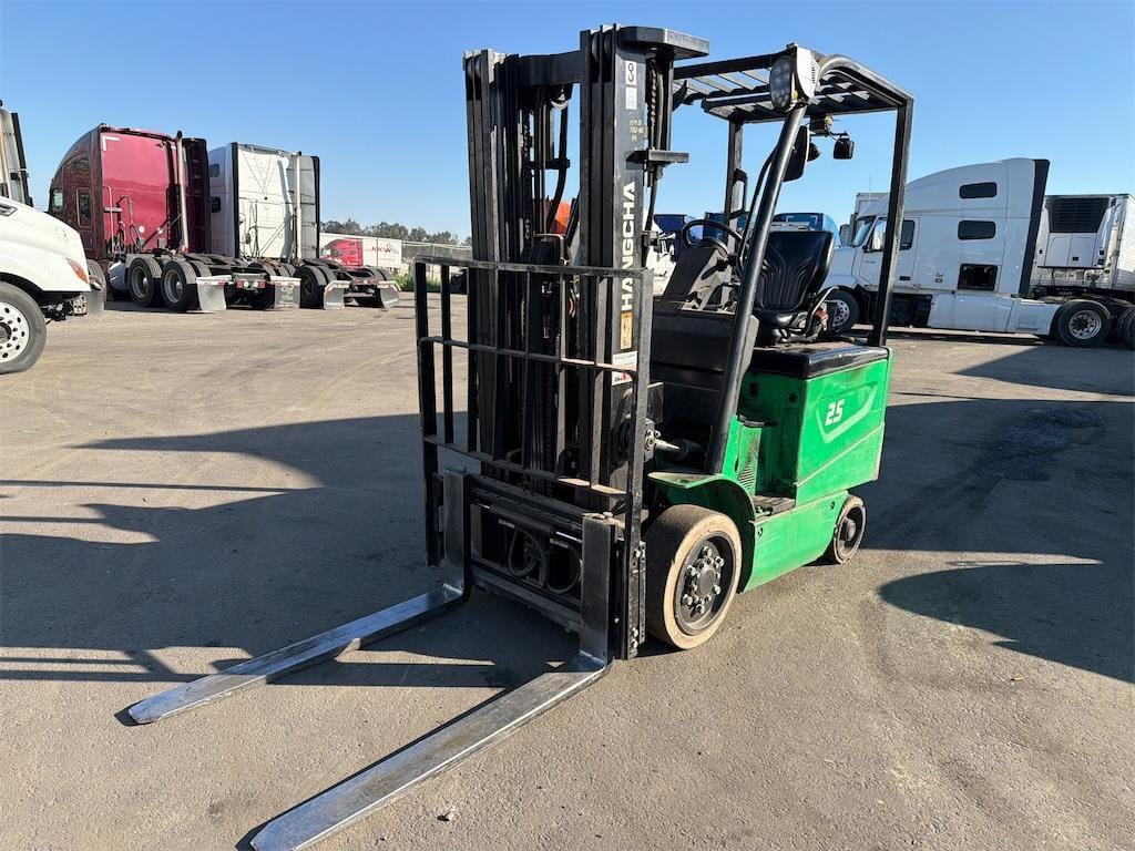 2023 Hangcha CPD25 Equipment Image0